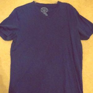 American Eagle V-Neck